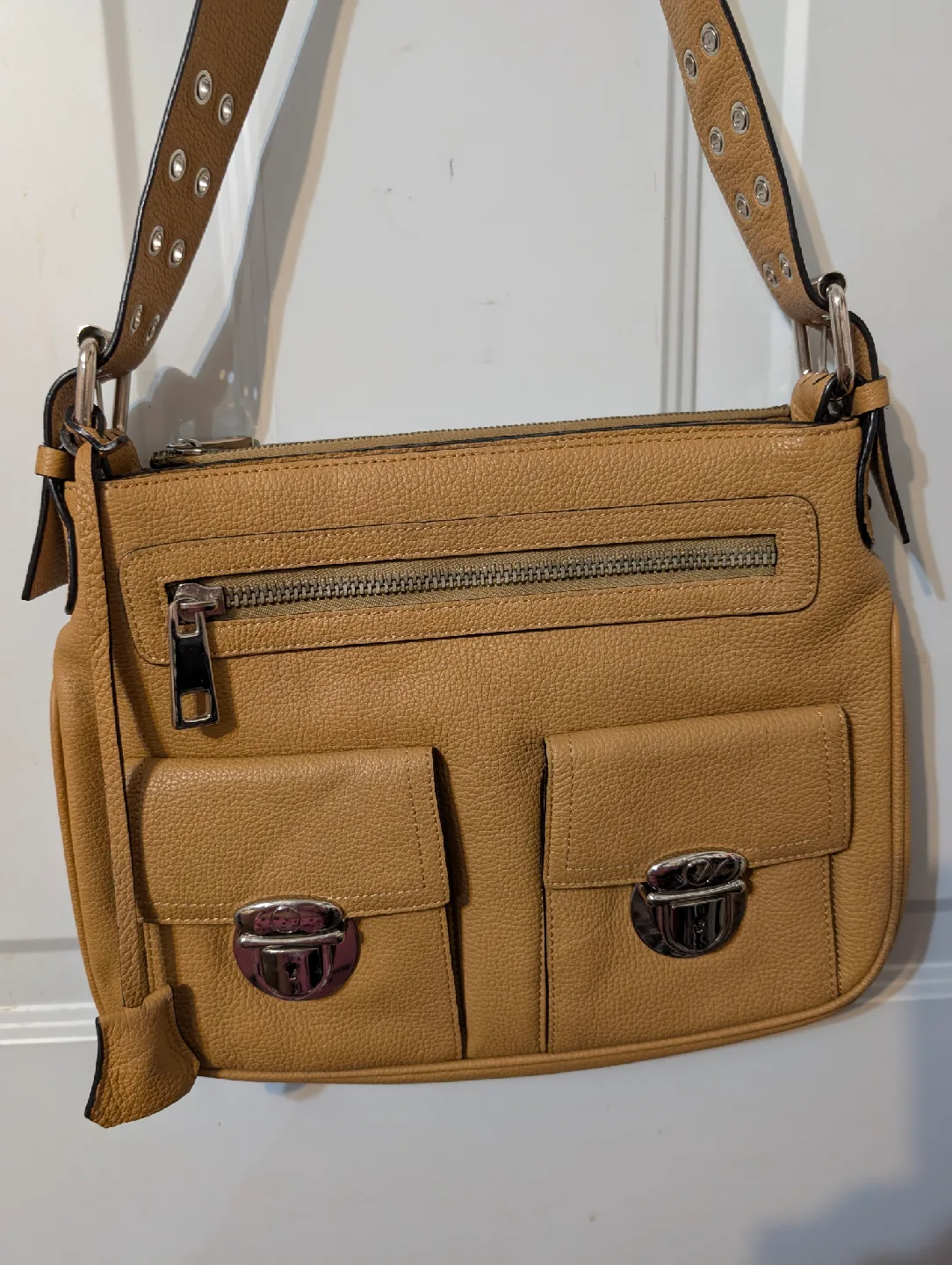 CNKW Beige Durable Leather Shoulder Bag (12"x9.5"x2") image indicator(2)