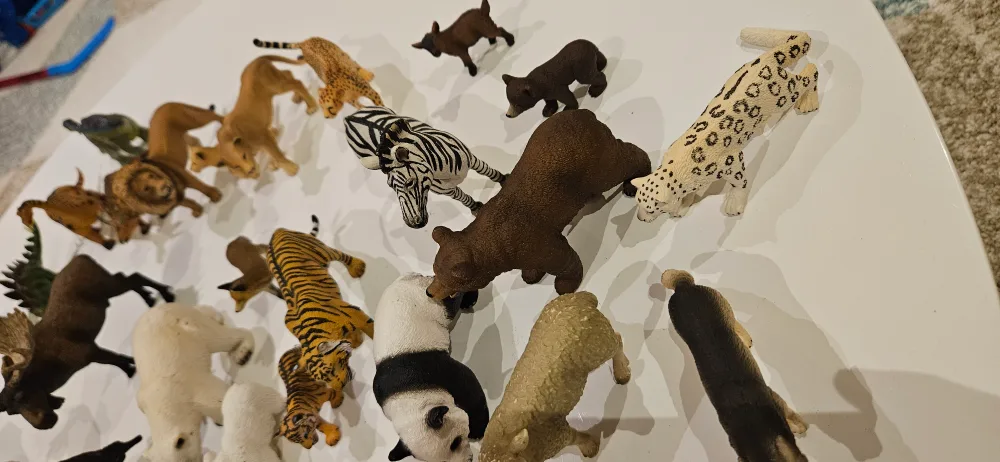 50 to 60 schleich animal figures image indicator(2)