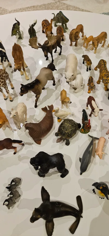 50 to 60 schleich animal figures image indicator(5)