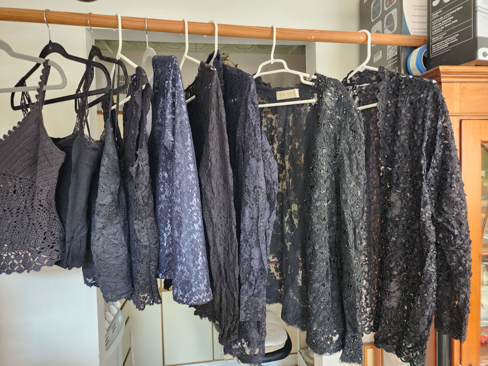 TOPS FOR WOMEN