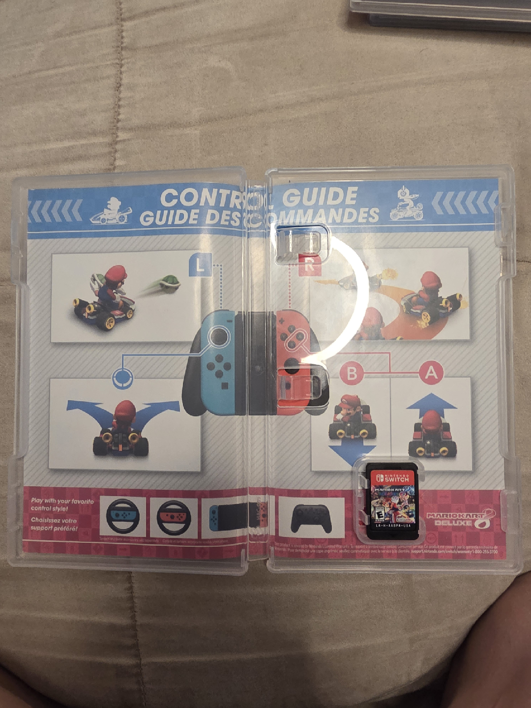 Mario Kart 8 Deluxe - Nintendo Switch Game - photo 2
