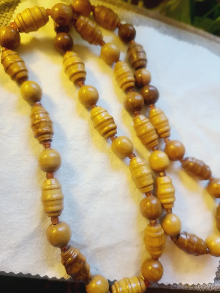 Wooden Beaded Necklace thumbnail