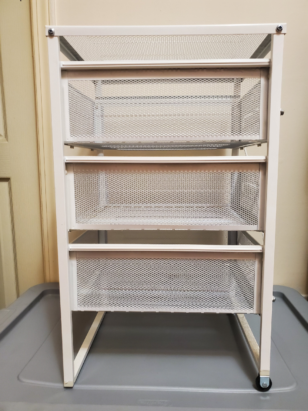 White Metal Mesh 3-Drawer Rolling Cart - photo 2