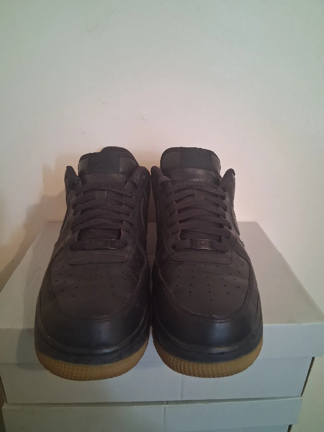 Air Force 1 Black Gum, Size 11.5 image indicator(4)