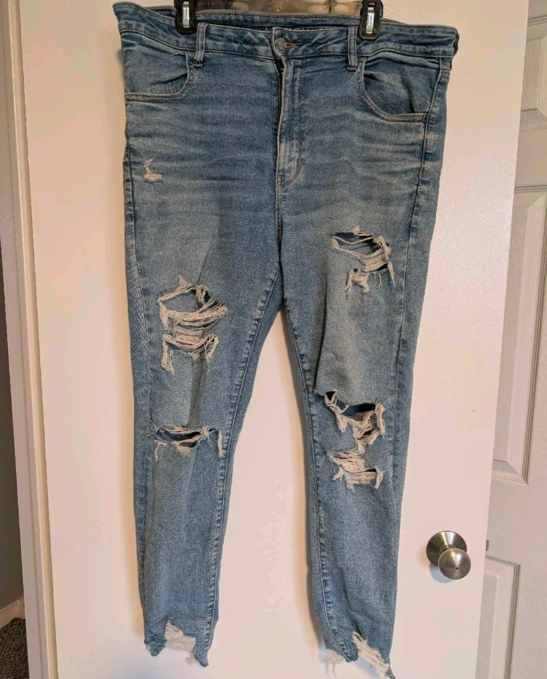 American Eagle Ripped Jeans - Size 18 thumbnail