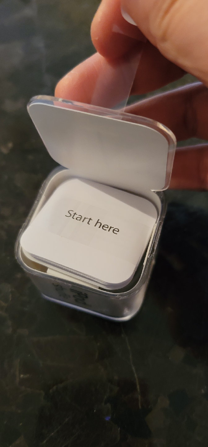 New iPod Shuffle with Box - photo 2