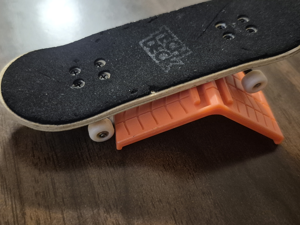 Tech Deck Fingerboard with Accessories - photo 5