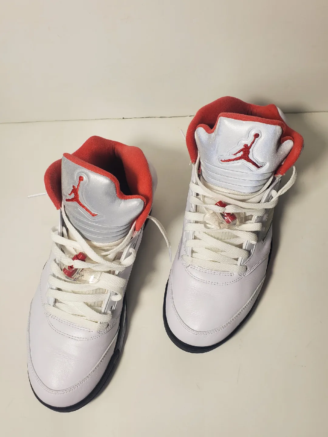 Jordan 5 Retro Fire Red Silver Tongue W/Box DA1911-102 Sz 10 image indicator(7)