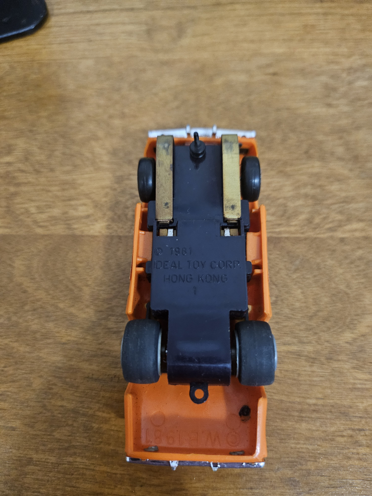 Vintage 1981 Ideal Toy Corp General Lee Car - photo 5