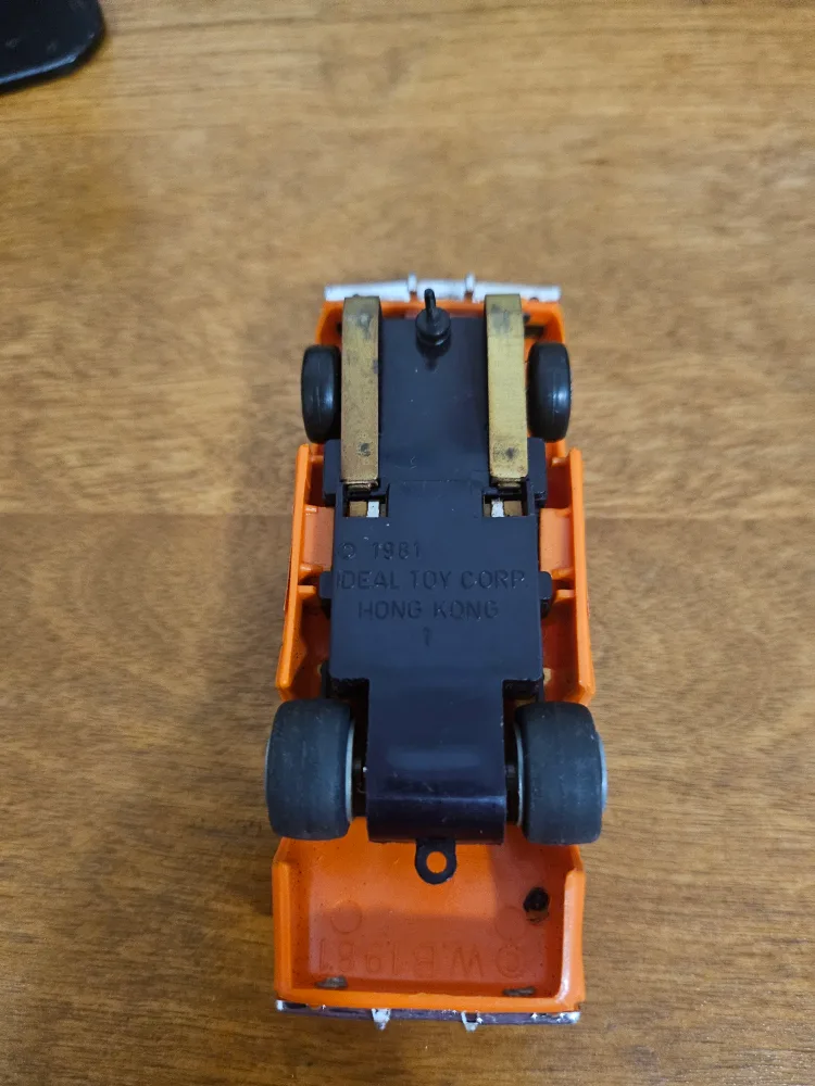 Vintage 1981 Ideal Toy Corp General Lee Car image indicator(5)