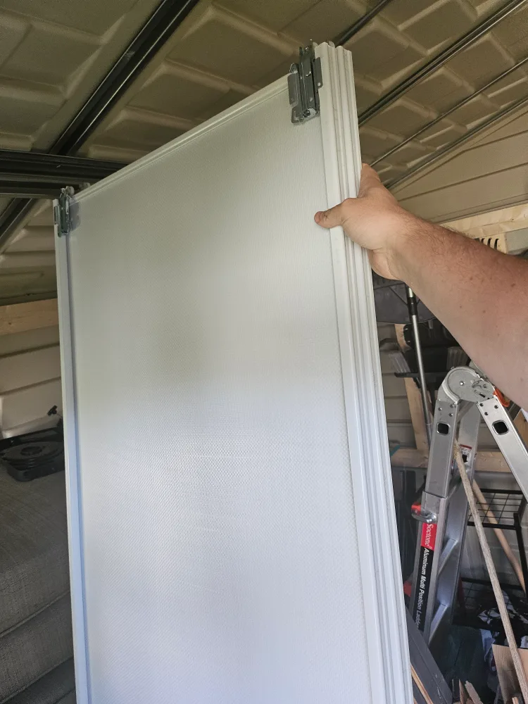 White Sliding Door x2 image indicator(3)