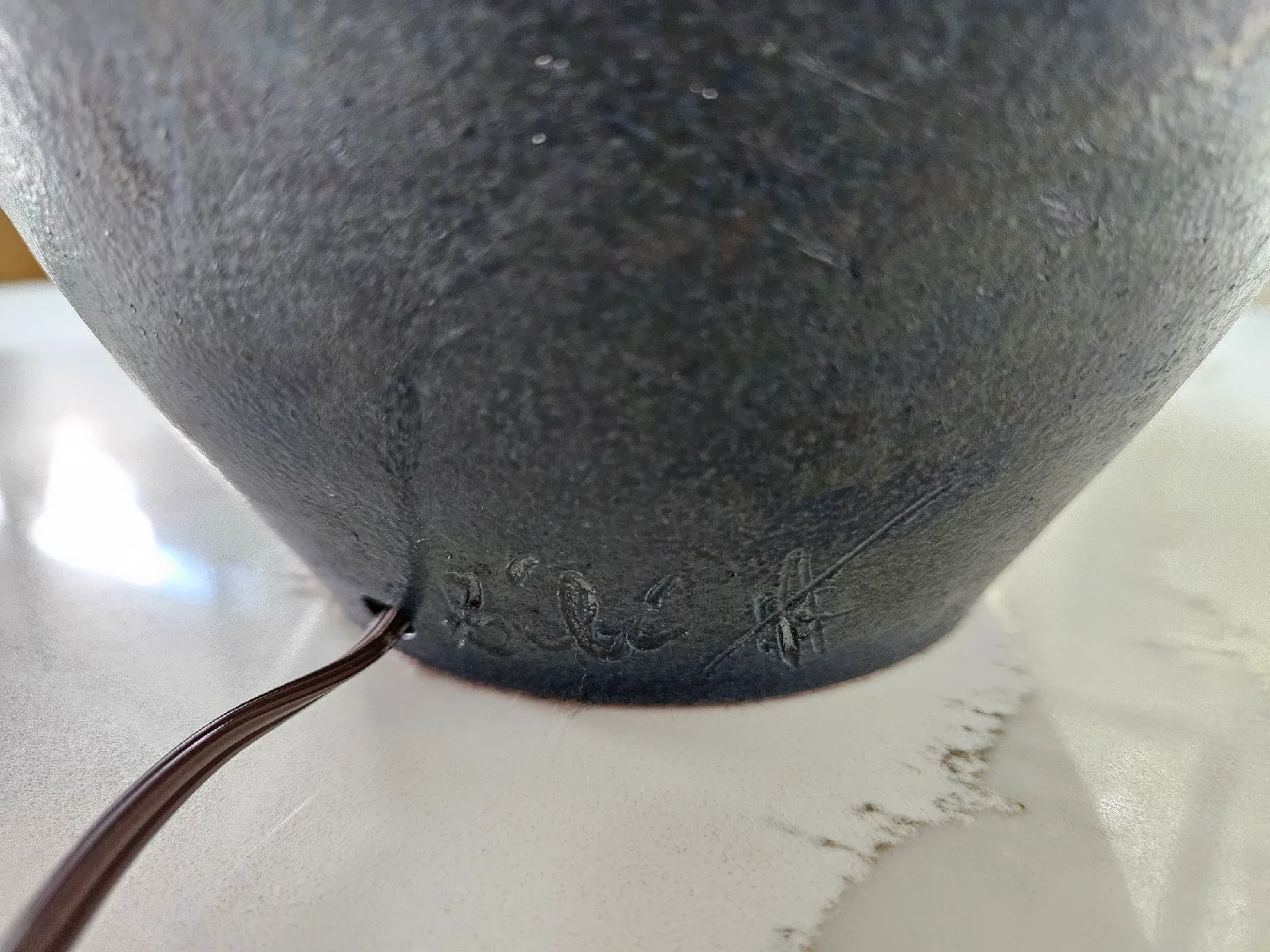 Vintage Large MCM Ceramic Table Lamp Signed image indicator(4)