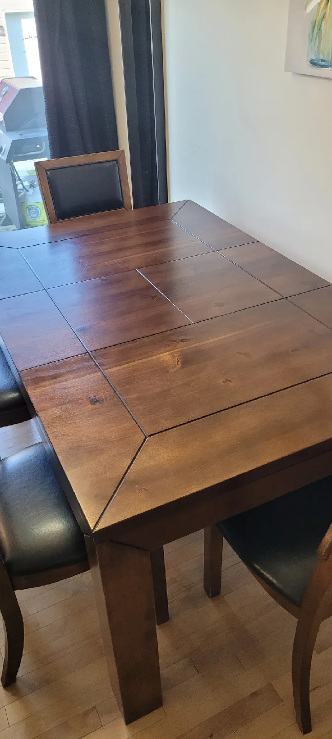 Extendable Solid Wood Dining Table with 4 Chairs image indicator(2)