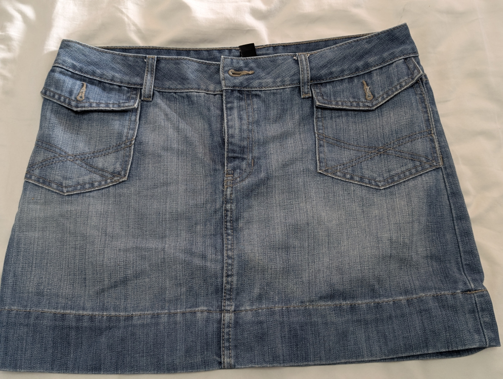 H&M Denim Mini Skirt - Size 12