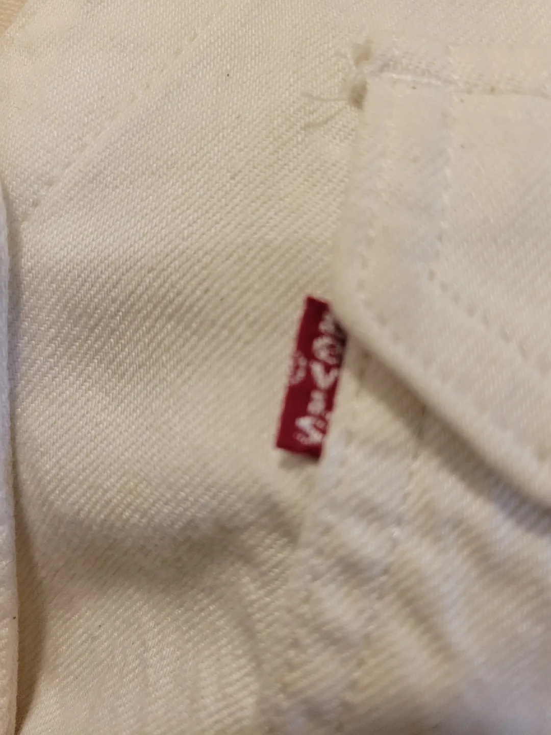 Levi size med image indicator(3)