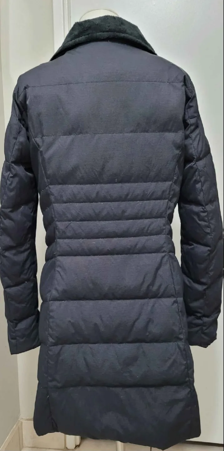 Columbia Puffer Jacket - Size M image indicator(6)