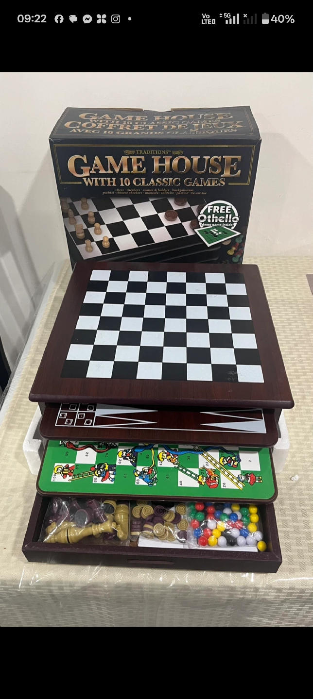 Traditions Game House with 10 Classic Games