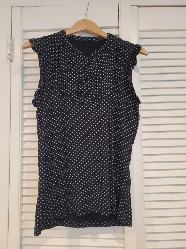 Polka Dot Sleeveless Top size medium thumbnail