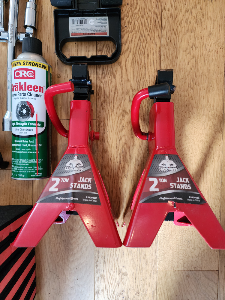 Car Tools: Jack Stands, Brake Pads, and More - photo 3