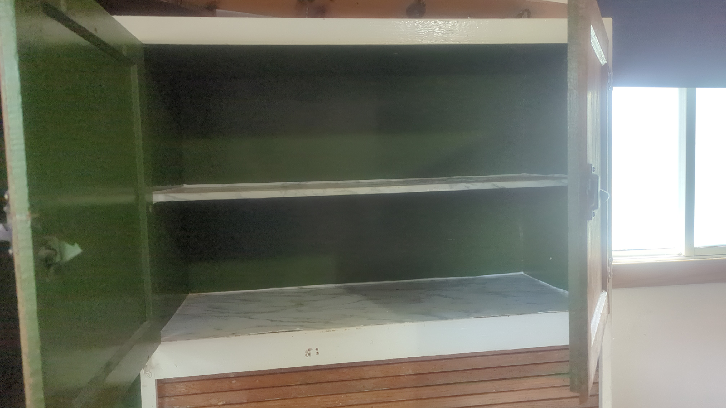Vintage Kitchen Hutch (Hoosier cabinet) - photo 3