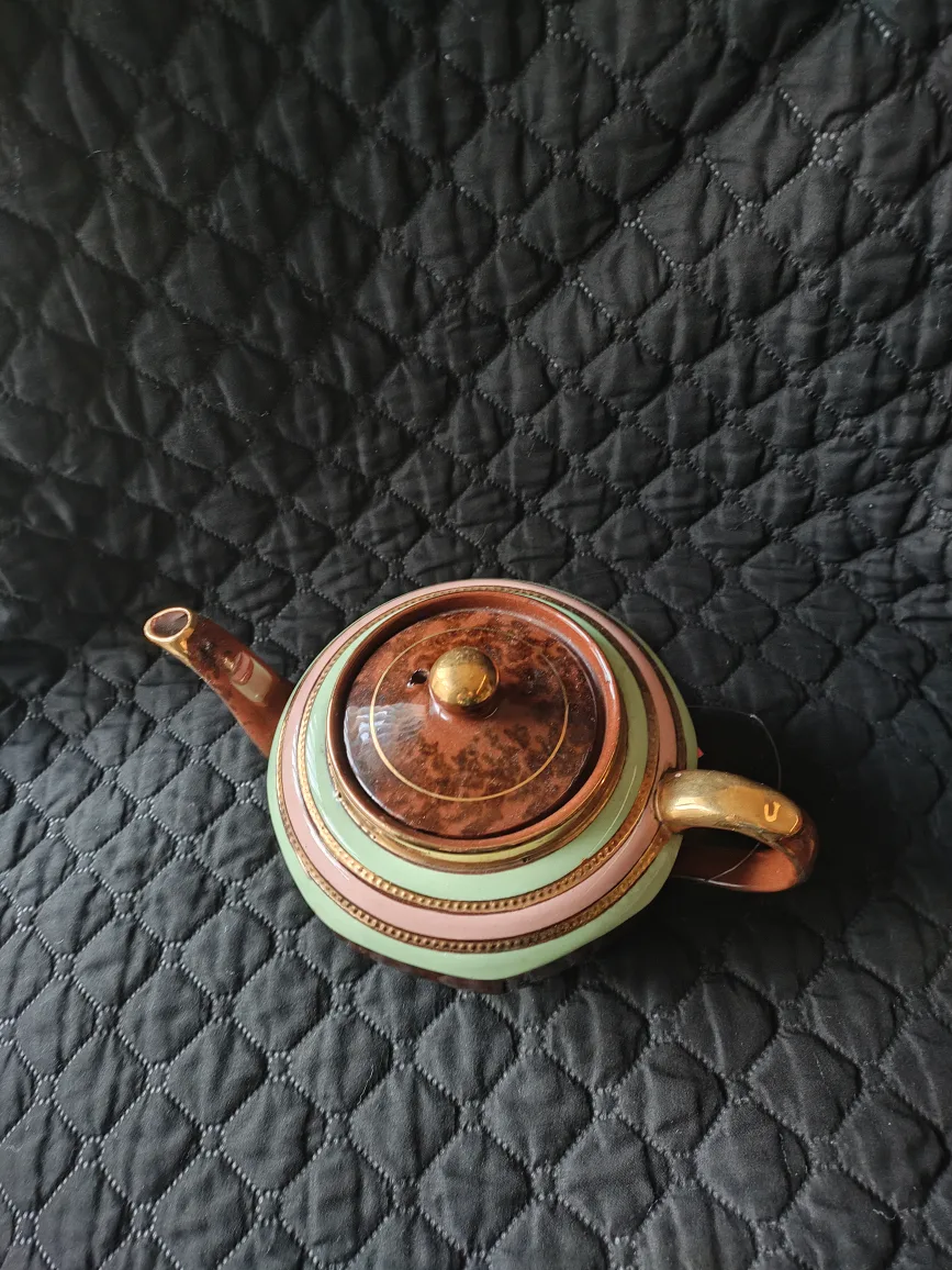 Vintage Arthur Wood Teapot Made In England Stamped 4521 image indicator(2)