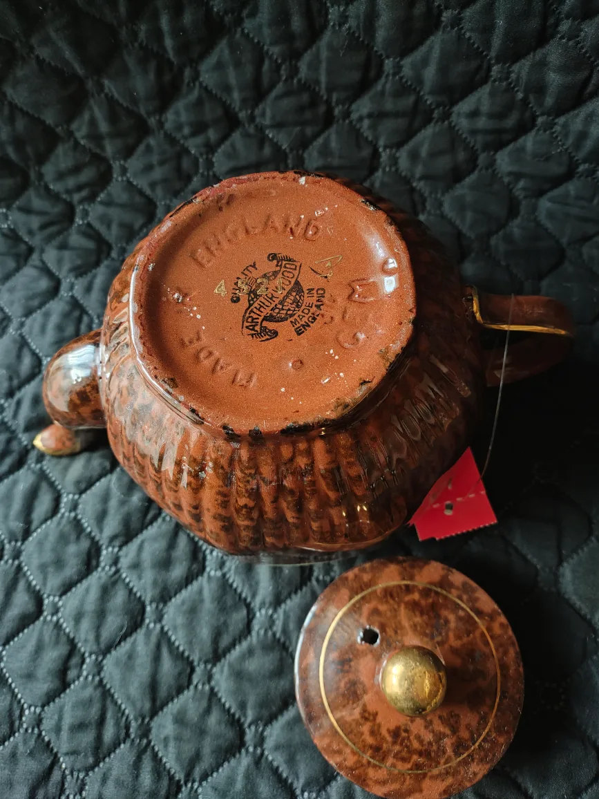 Vintage Arthur Wood Teapot Made In England Stamped 4521 image indicator(4)