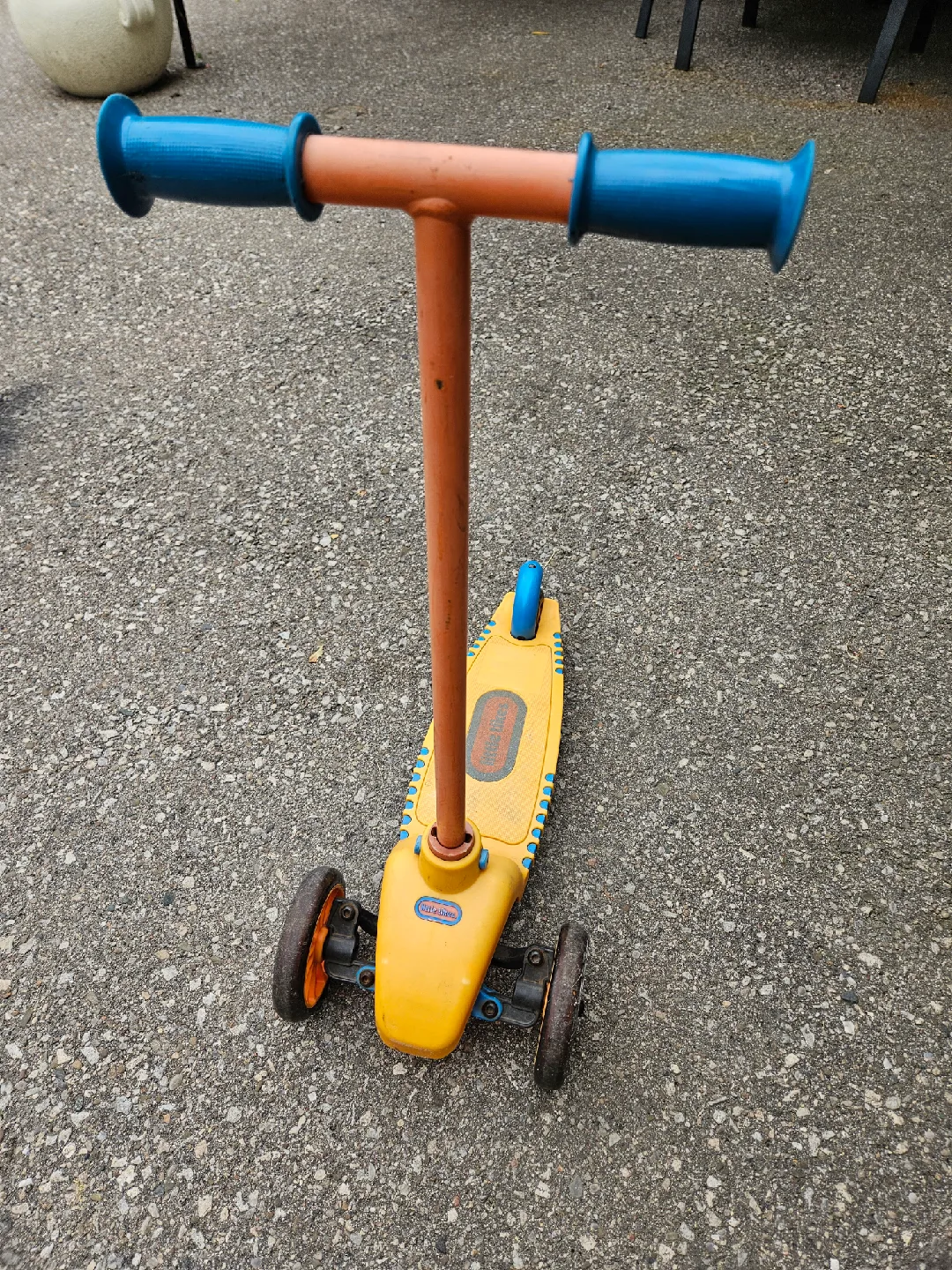 Little Tikes 3-Wheel Scooter thumbnail