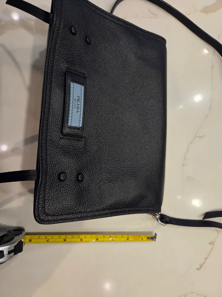 Prada Black Leather Crossbody / shoulder Bag image indicator(7)