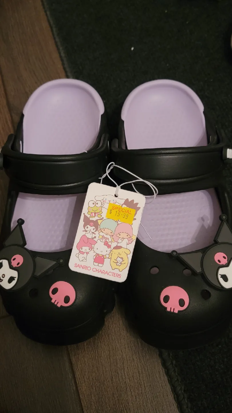 New Sanrio Characters Kuromi Clogs - Size 6/7 image indicator(2)