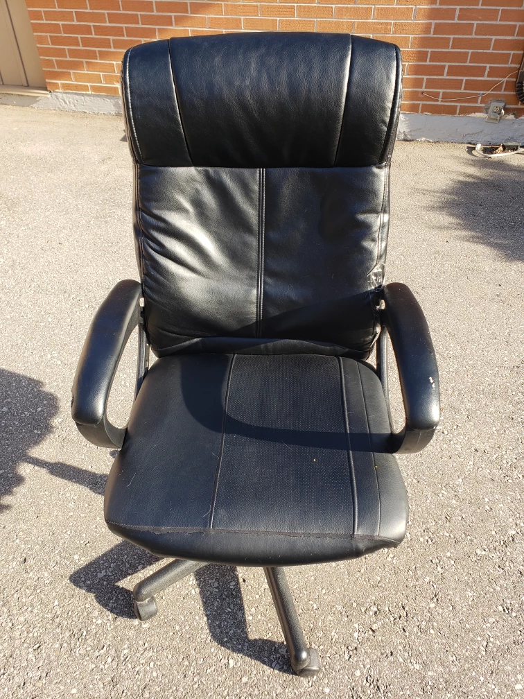 Black Leather Office Chair - photo 3