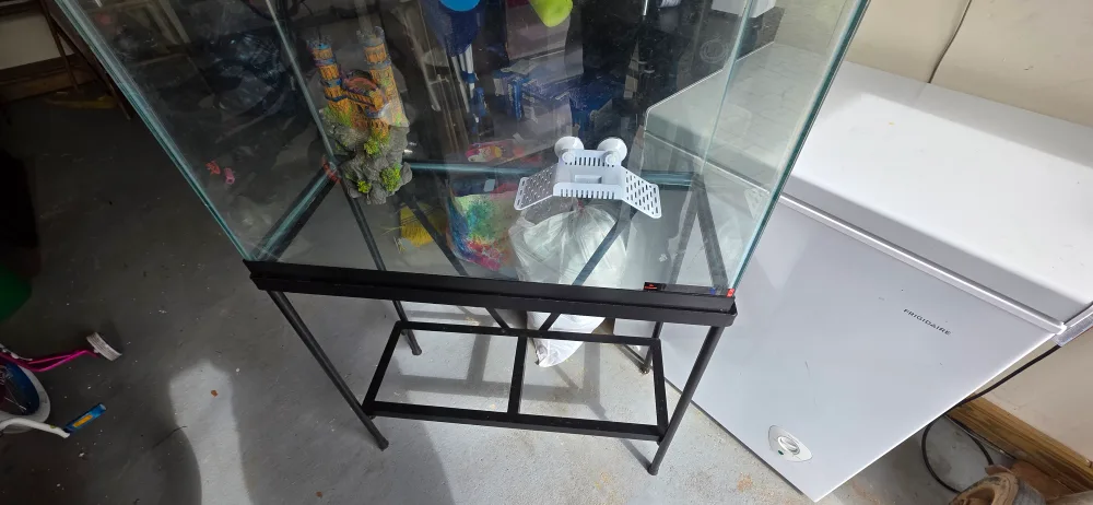 30 gallon. Aquarium with Stand and Accessories image indicator(5)