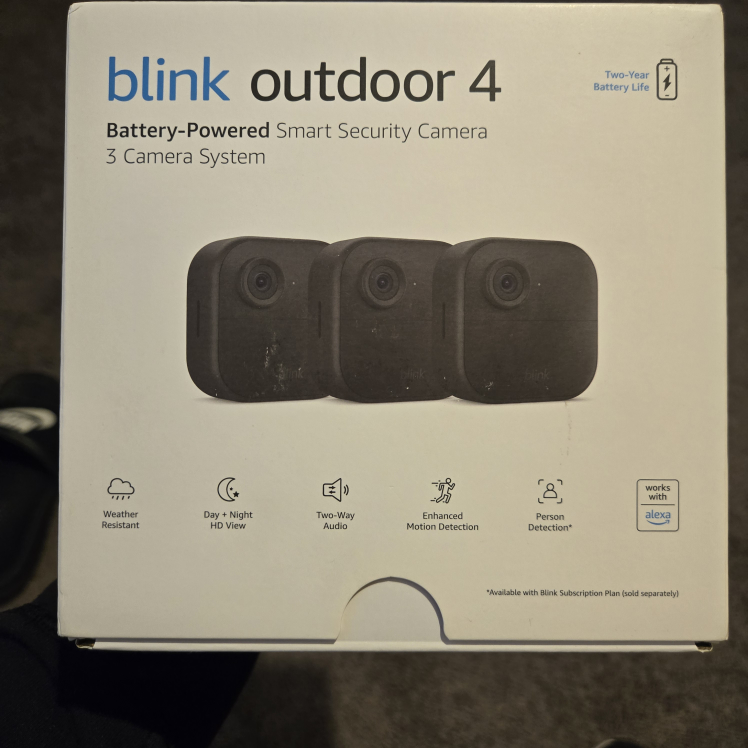 Blink Outdoor 4 Battery-Powered Smart Security Camera - photo 2