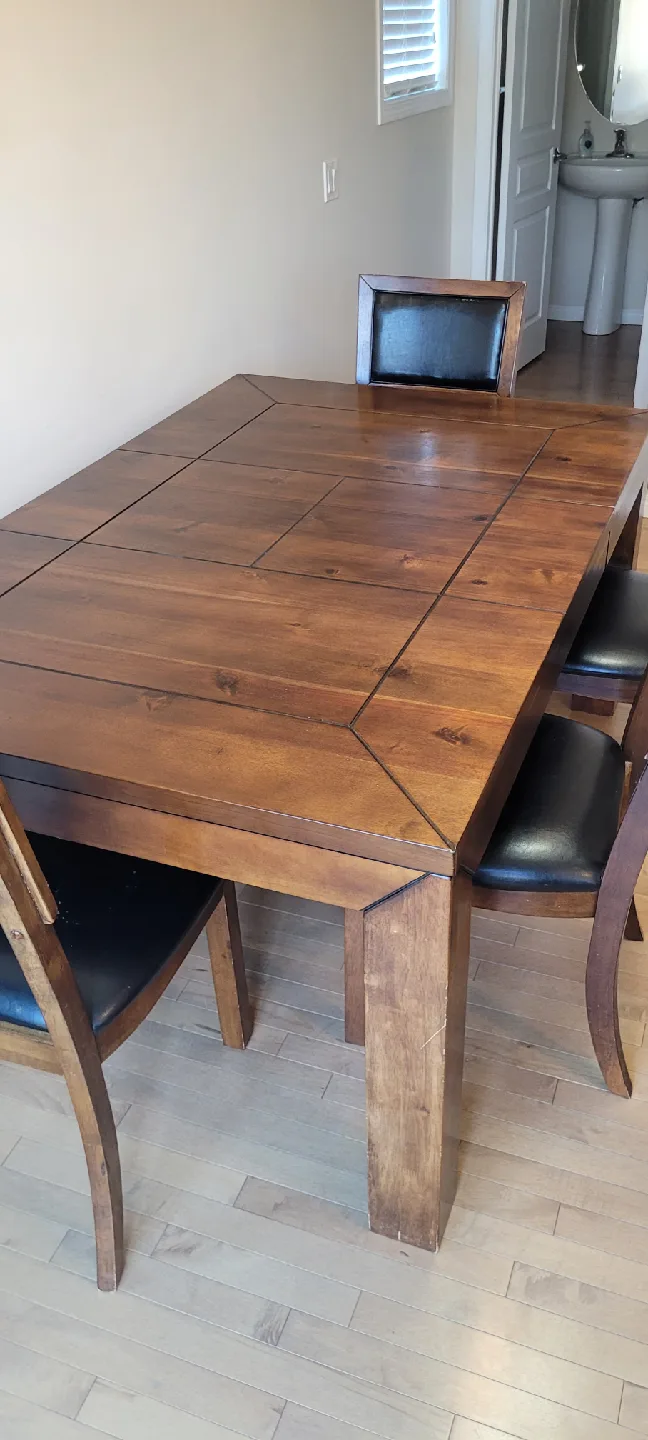 Extendable Solid Wood Dining Table with 4 Chairs image indicator(3)