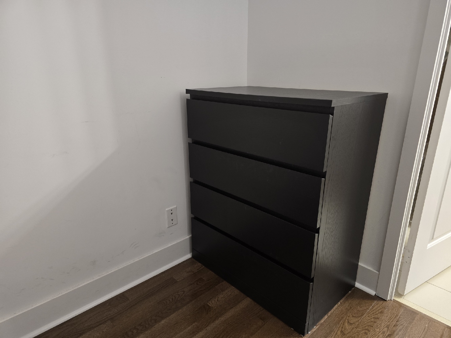 IKEA MALM 4-Drawer Chest