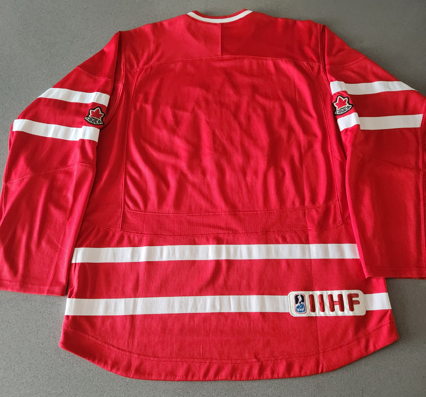 Nike Team Canada Junior IIHF Hockey Jersey - Size L - photo 3
