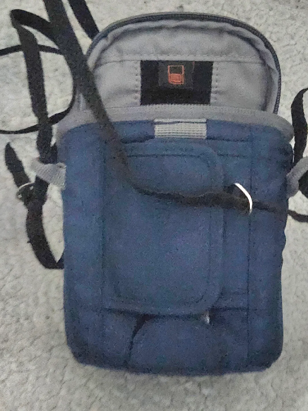 Canon PowerShot SX400 IS Camera + Lowepro Bag image indicator(4)