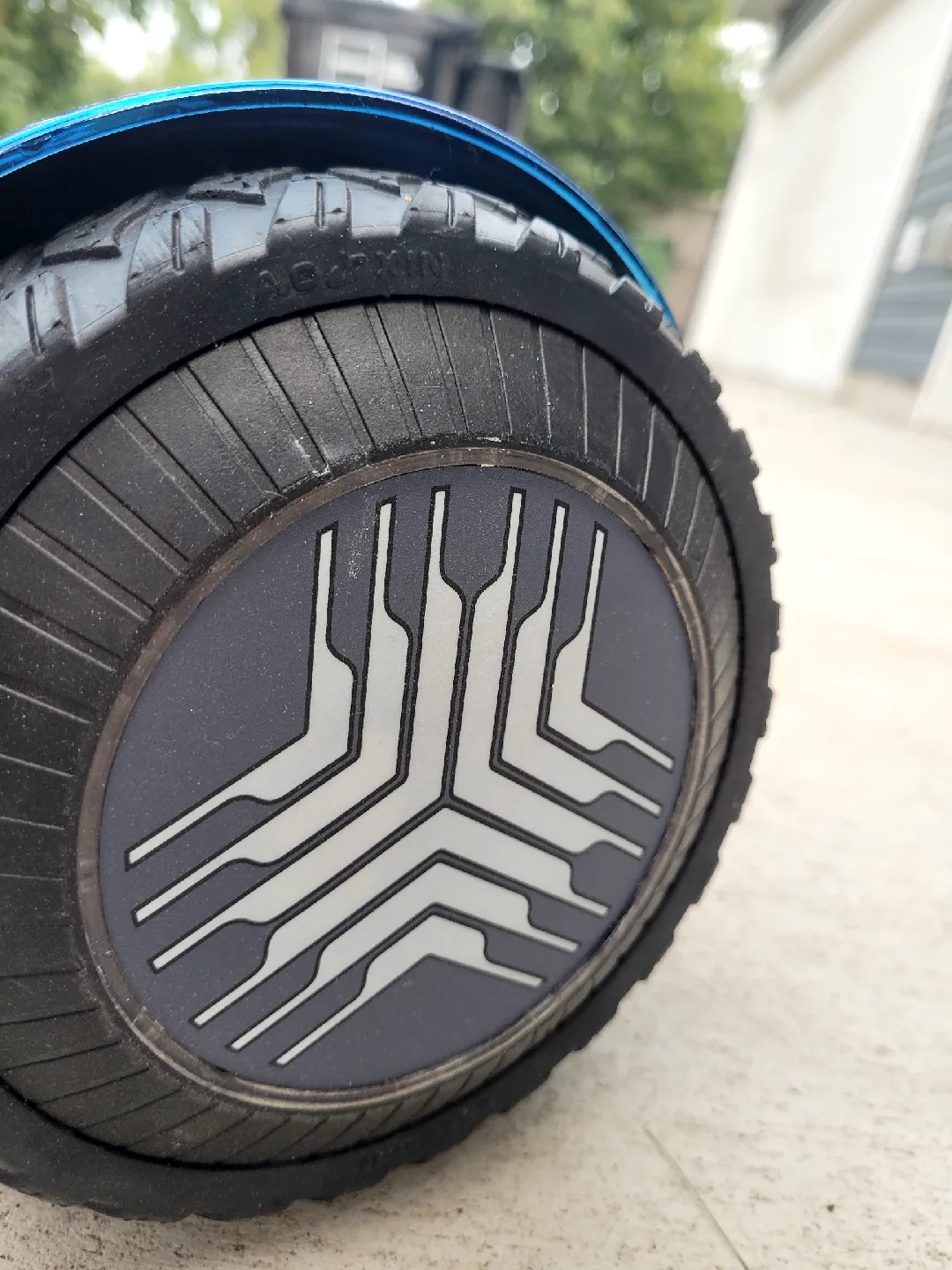 Jetson All Terrain Hoverboard - Blue image indicator(4)