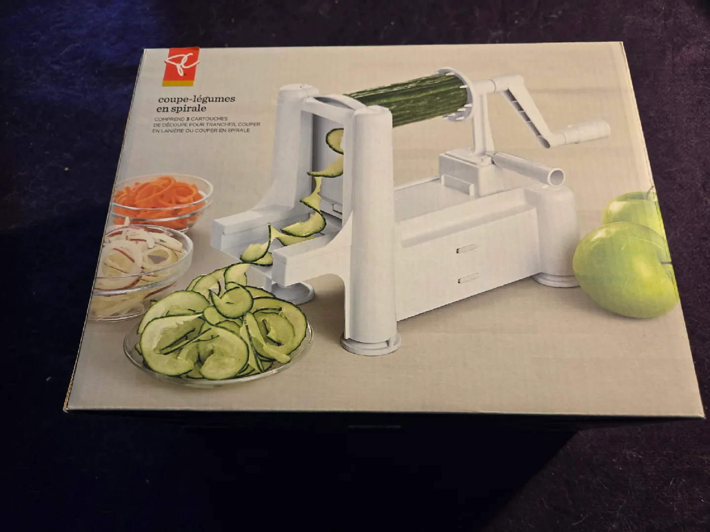 President's Choice Spiral Vegetable Slicer - New in Box! image indicator(2)