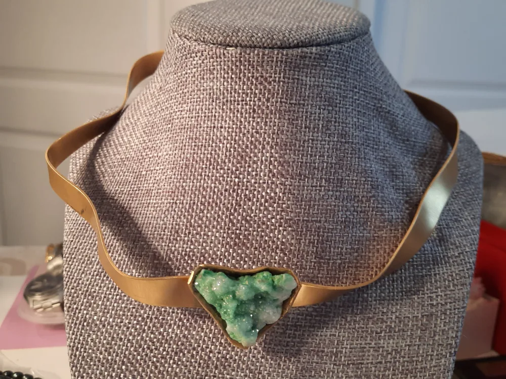 Katerina Vasou  golden choker with geod stone image indicator(2)