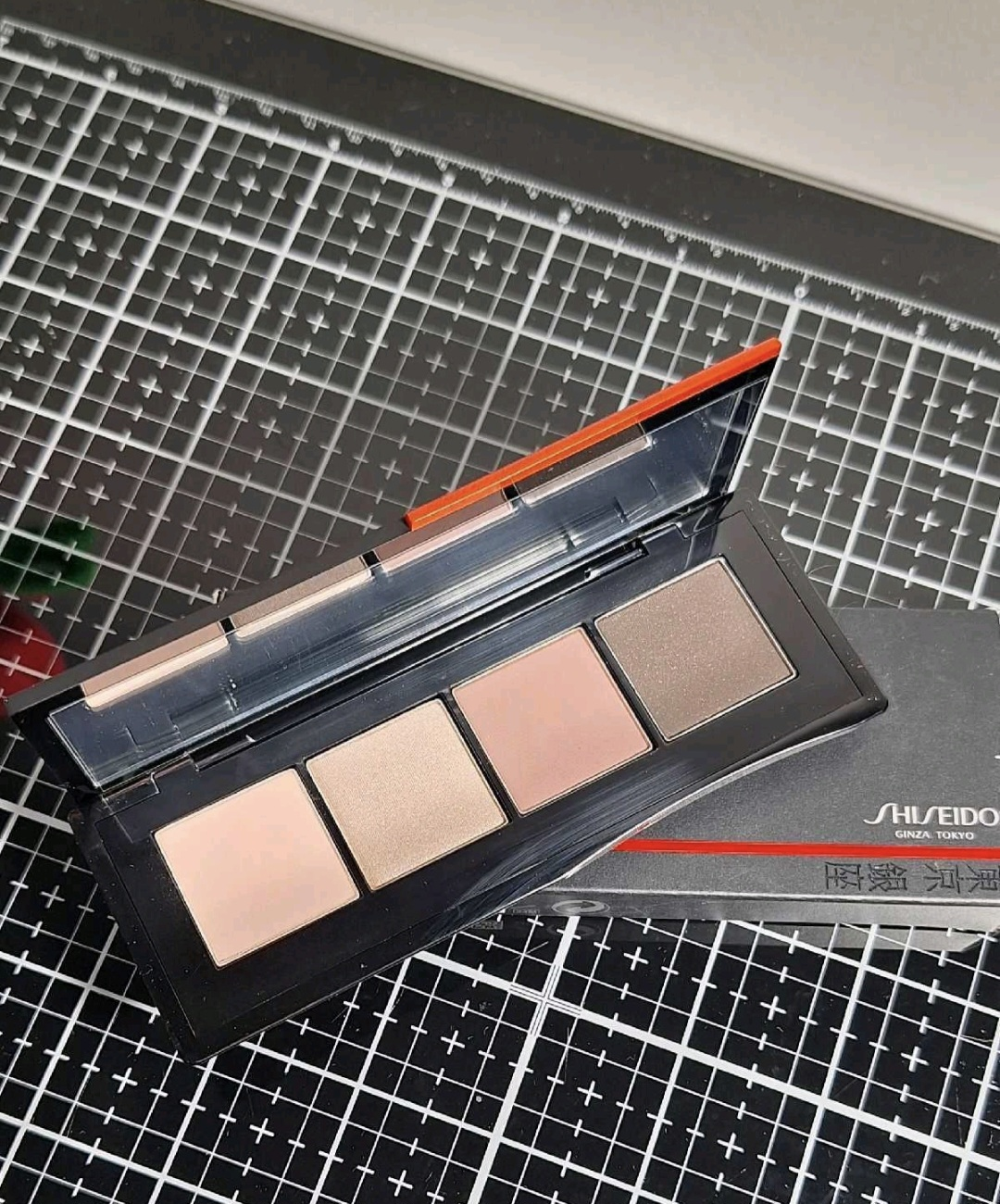 Shiseido Essentialist Eye Palette