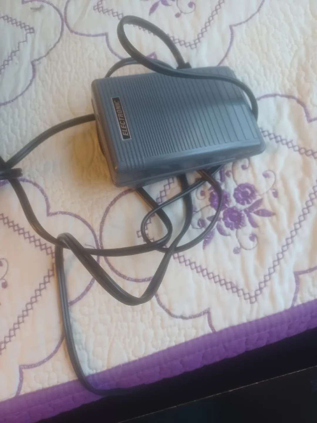 Brother LX3817 Sewing Machine image indicator(2)