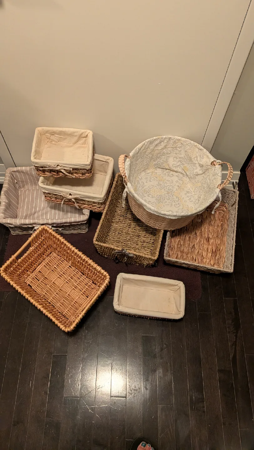 Eleven Assorted Wicker Baskets image indicator(3)