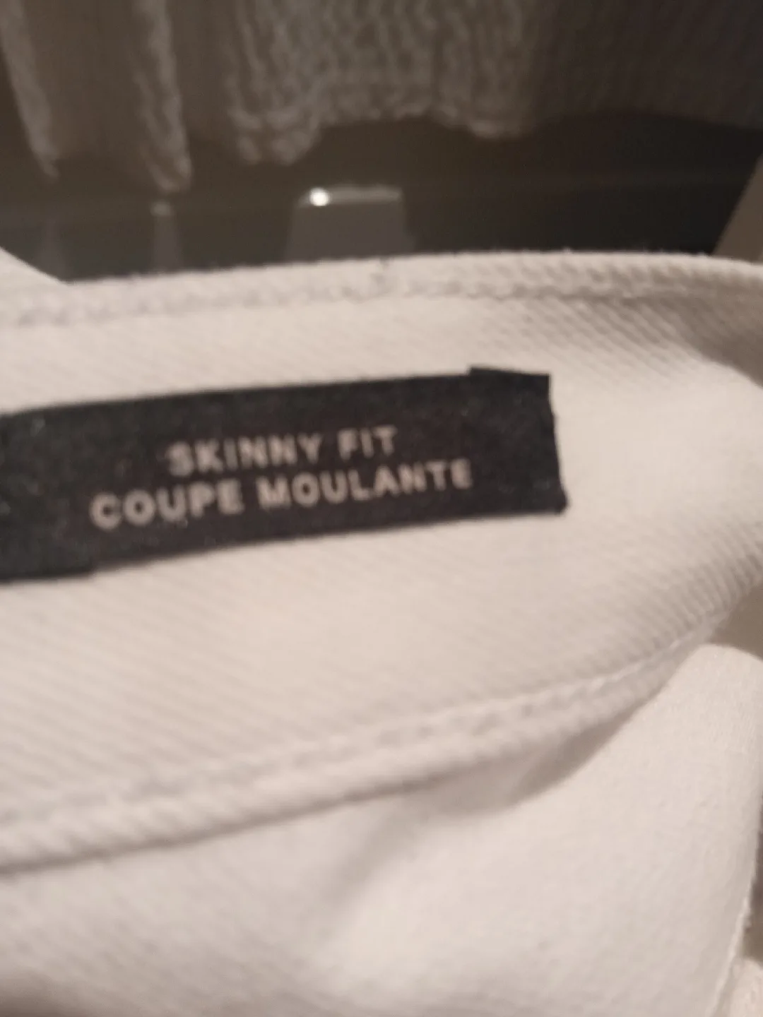 H&M White Jeans - US Size 33 x 32 image indicator(2)