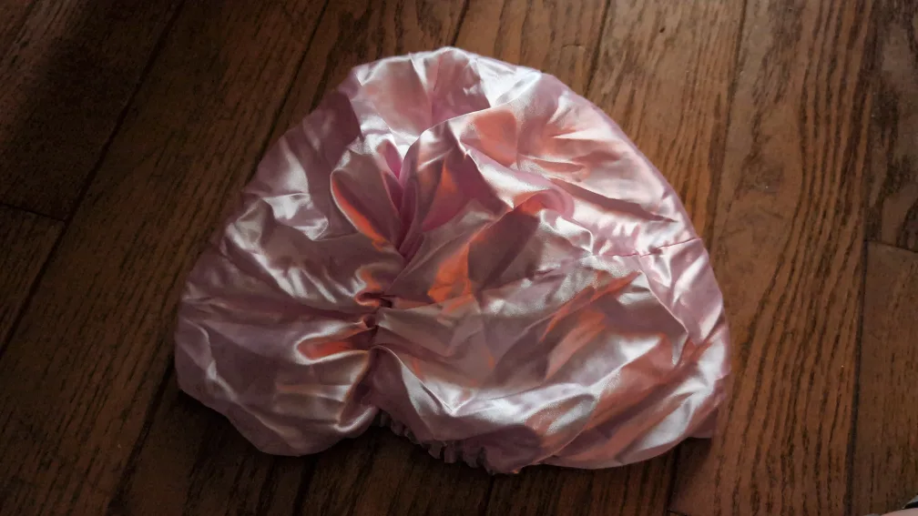 CONAIR Satin Sleep Cap - Pink image indicator(4)