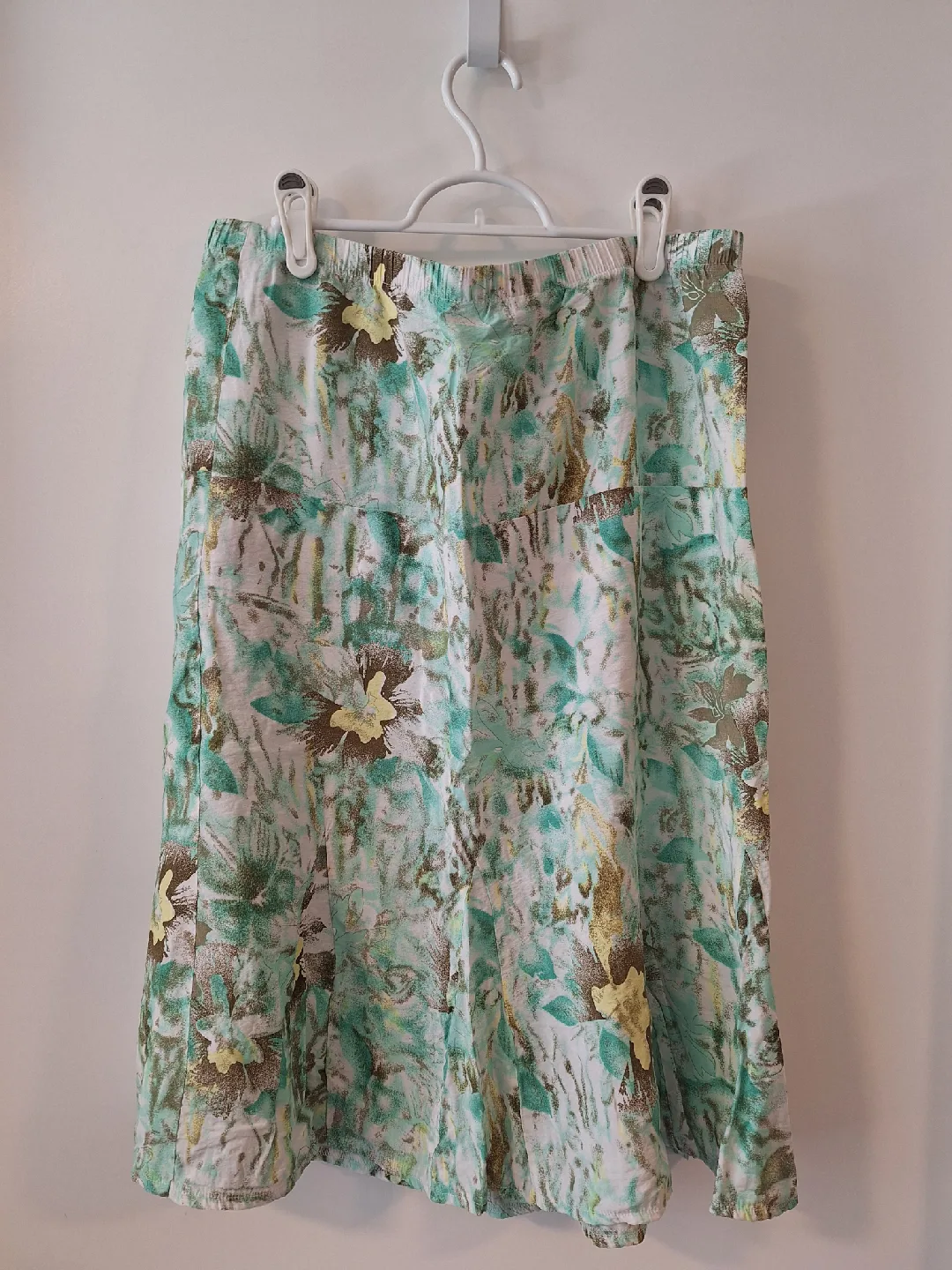 Floral Skirt - sz Large thumbnail