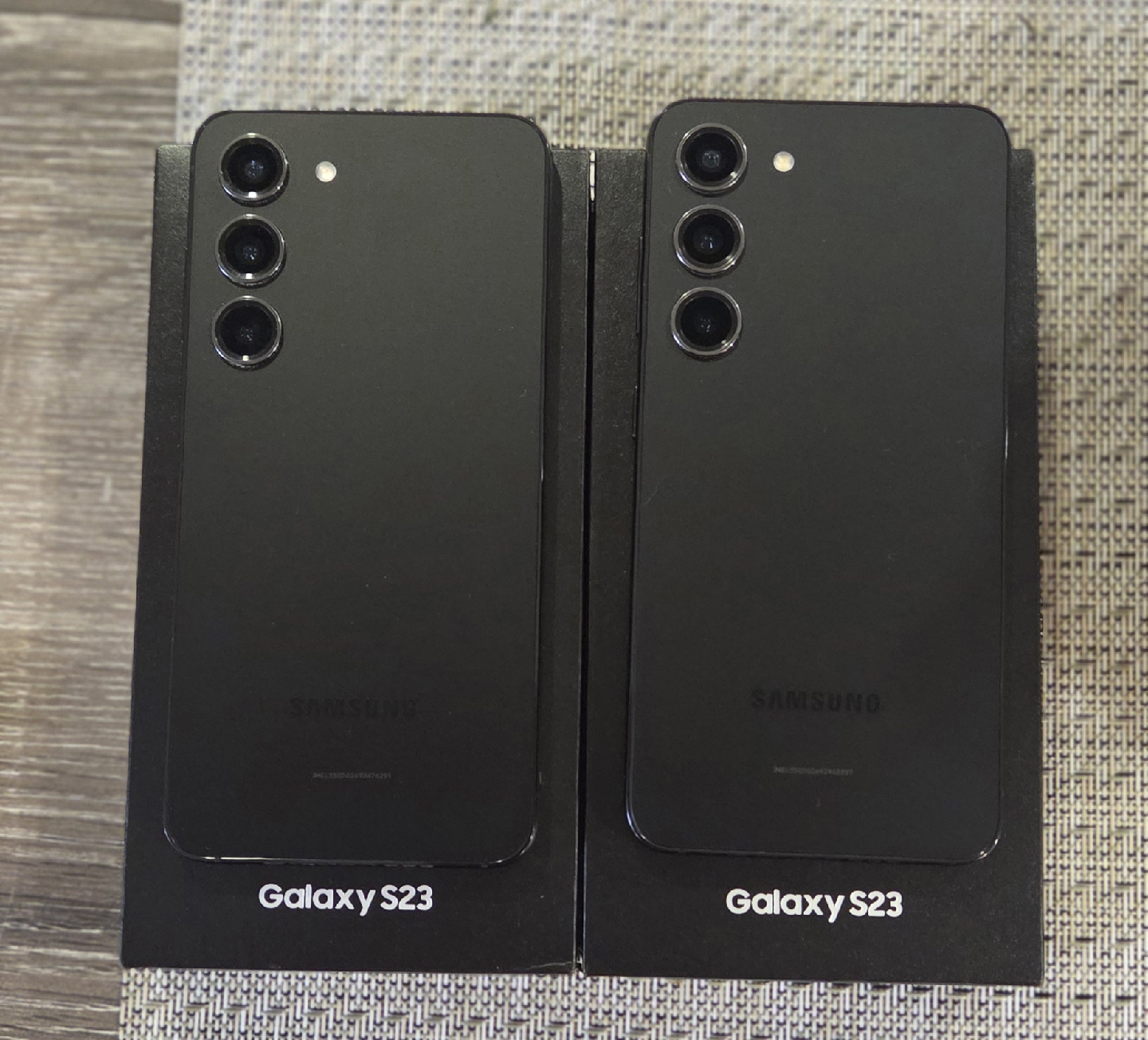 x 2 UNLOCKED Samsung S23 Black 256GB  – Must See! - photo 3