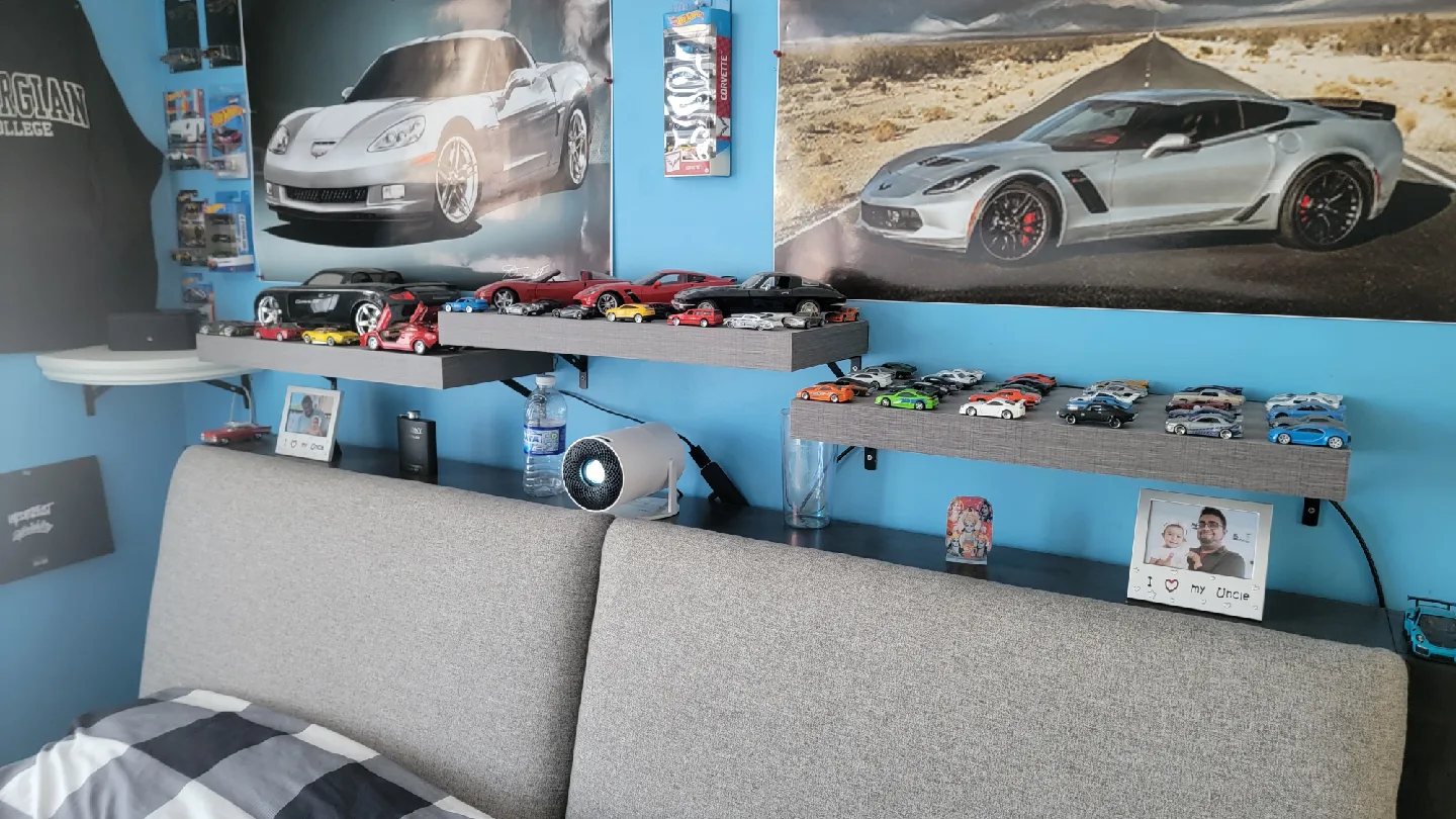 Eokeily Freestyle Projector - Portable and Versatile image indicator(6)