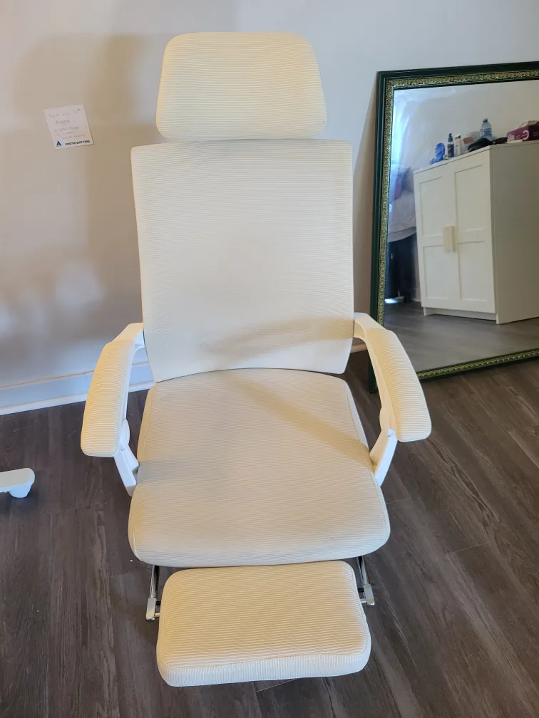 Ergonomic Office Chair - White image indicator(5)