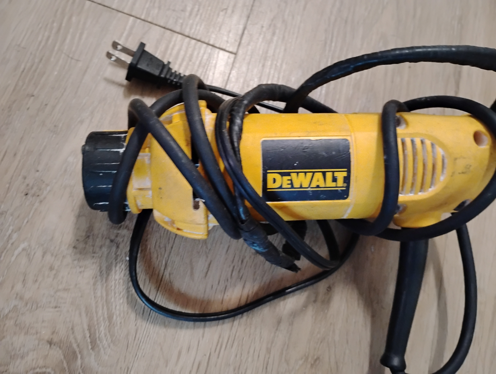 DeWalt rotary tool