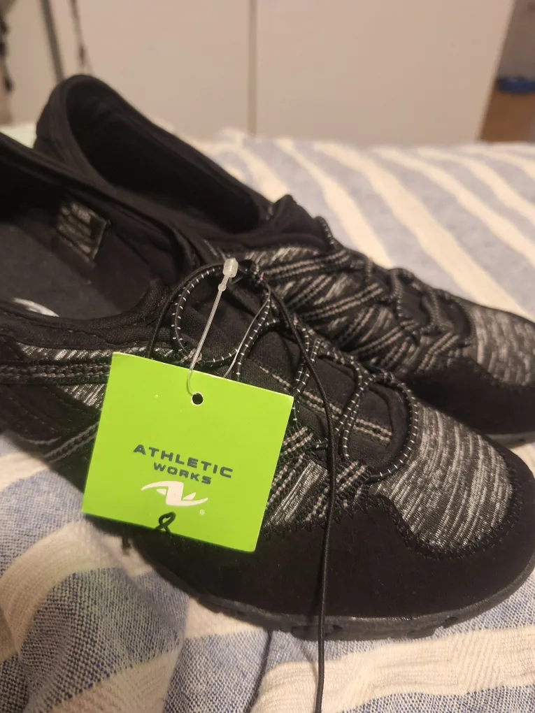 Athletic Works 26 Kara Walking Shoes - Size 8 image indicator(3)